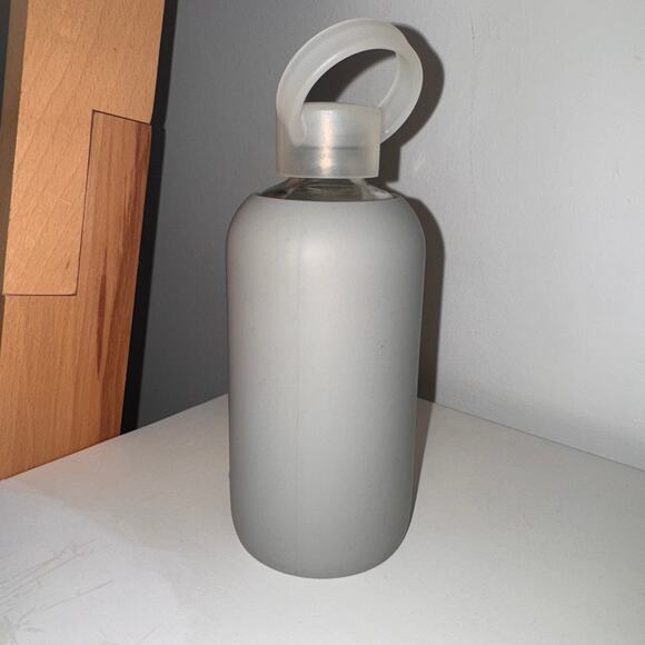 BKR Gray Little Bottle Reusable Glass Dishwasher Safe Removable Silicone Sleeve - Picture 4 of 5